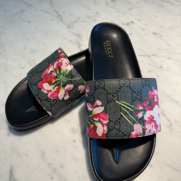Gucci Look-a-Like Women's Floral Slide Sandals - Picture 1 of 4